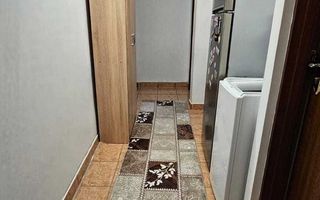 3 Camere semidecomandat, etaj intermediar-Zona Alexandru cel Bun - Poză 8