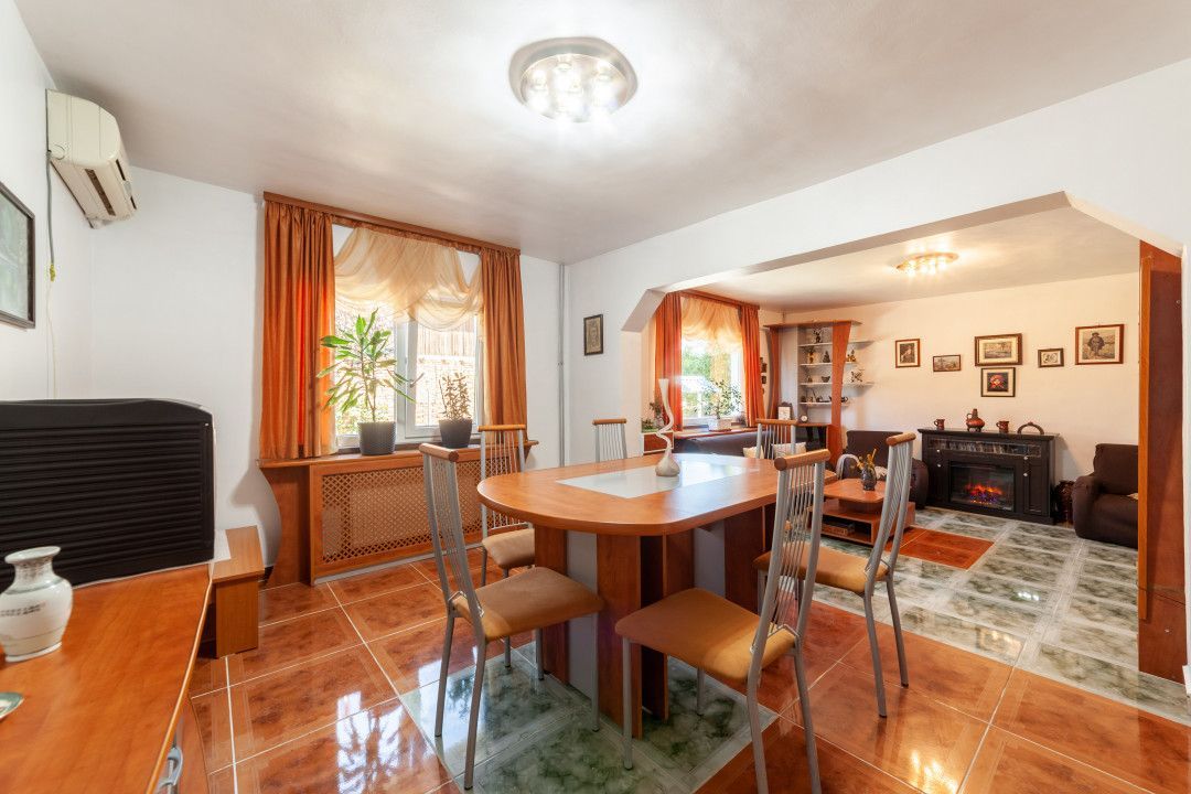 Casa visurilor cu livada roditoare si gradina amenajata - Poză 5