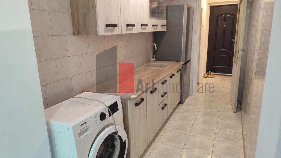 Apartament de vanzare cu 2 camere in zona Pajura. - Poză 4