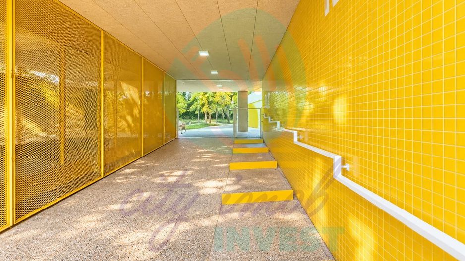 2 camere cu design industrial – un refugiu urban cu vedere spre gradina - Poză 2