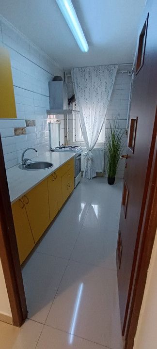 Garsoniera Decom.+Balcon ( pretabil spat.comerc./investitie) PARTER/4 - Poză 4