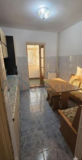 Apartament de vânzare, suprafață utila 60pm, cu 3 camere decomandat Pascani - Poză 13