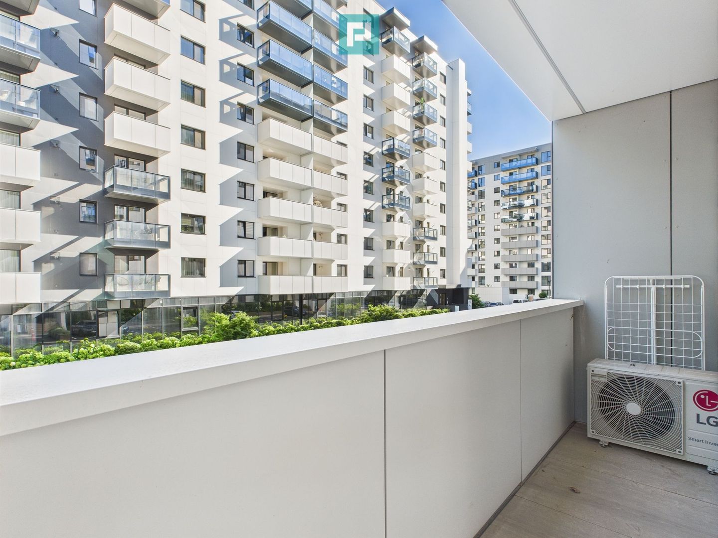 Vand Apartament 2 camere Cortina North - mobilat si utilat - Poză 30