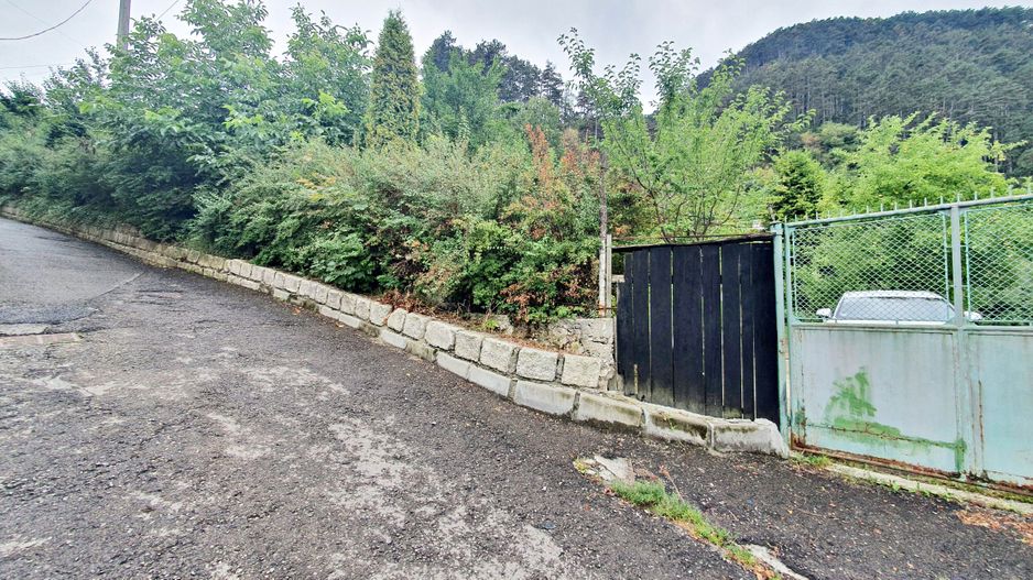 Schei gradina +casa de vacanta,  intre case,front pe trei parti - Poză 11