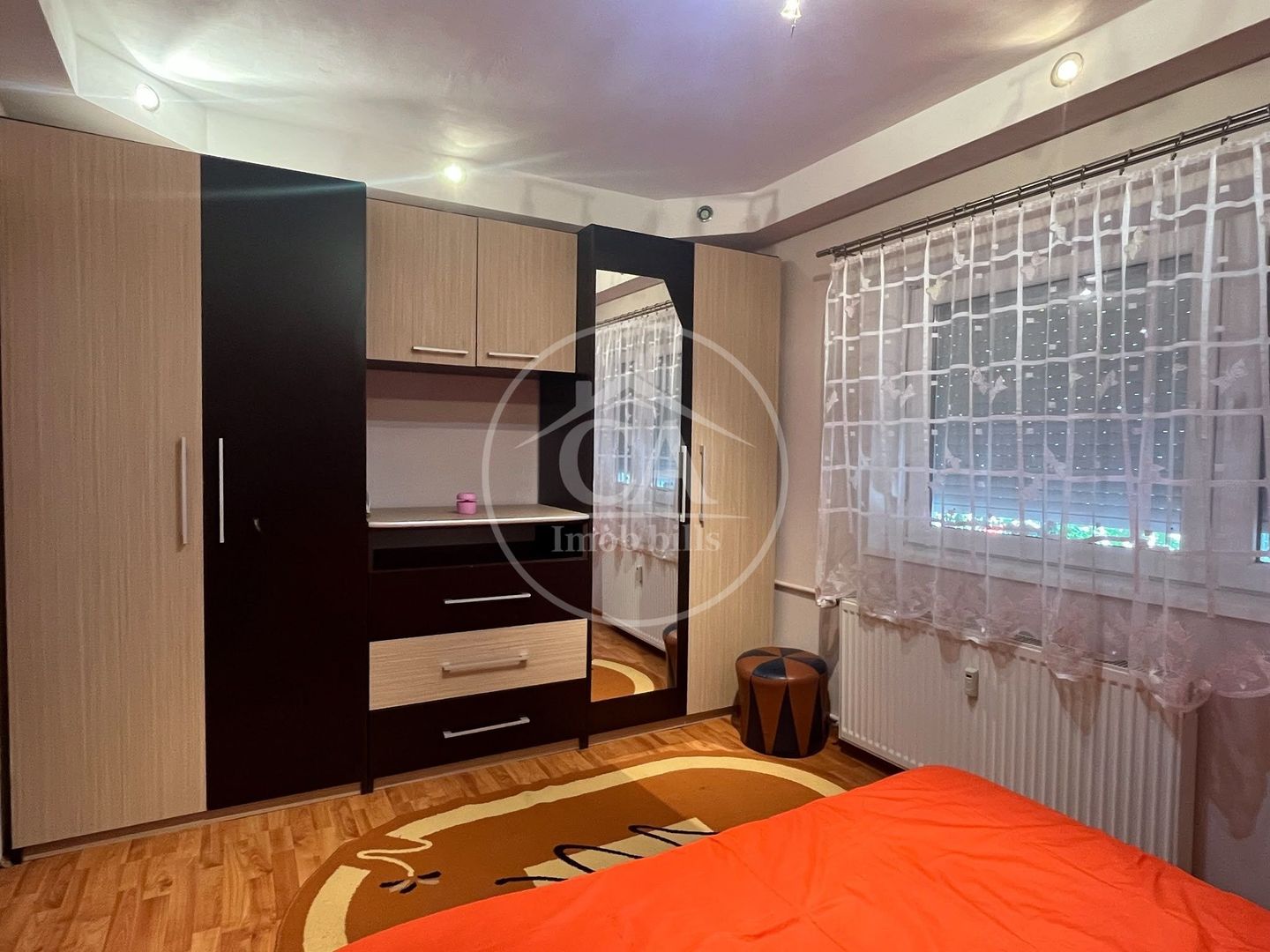 Apartament cu 3 camere de închiriat în zona Rogerius, Oradea - Poză 3