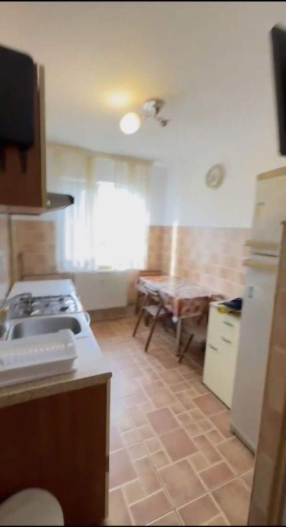 Apartament 2 camere – Zona Turist | Renovat, Mobilat, Utilat - Poză 6