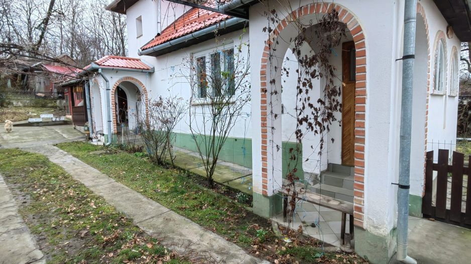 Casa 120 m² utili cu teren 809 m² Reci - Poză 4