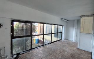 Hala cu curte inchisa zona Turnisor - Poză 2