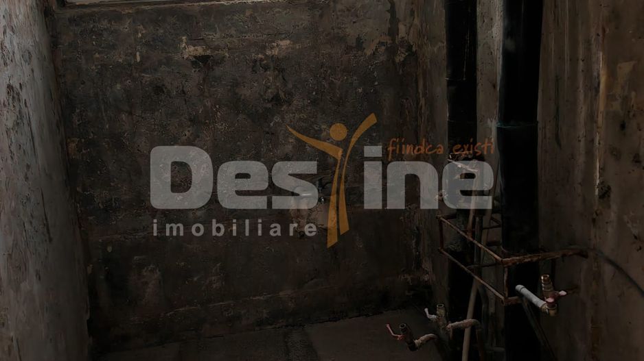 ​Apartament 4 camere, 2 bai – Zona Vest / Lacul Balea, etaj 3/4 - Poză 15