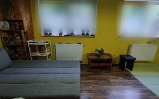 Apartament cu 3 camere și 2 parcări, curte comună, lângă pădure. - Poză 2