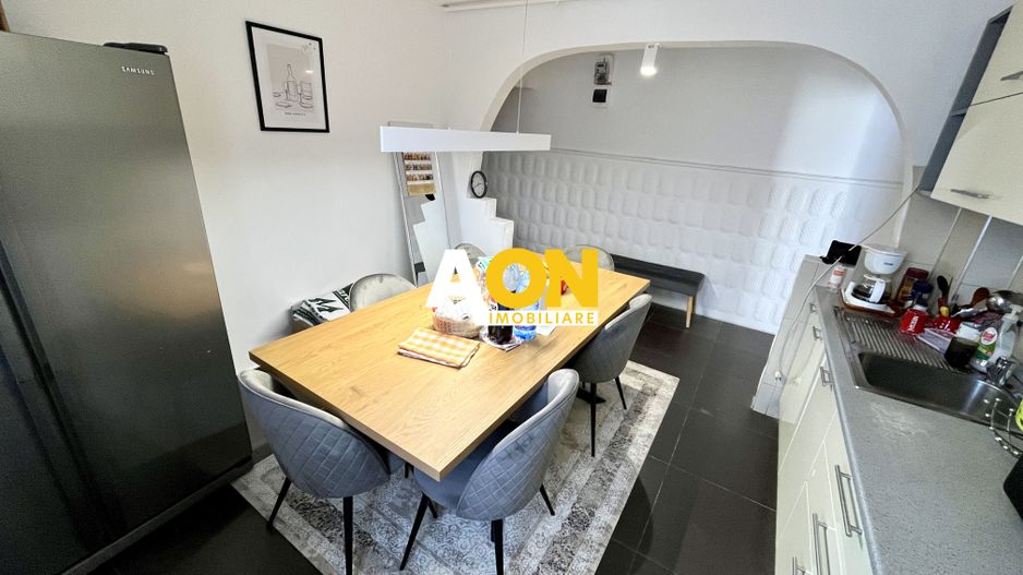 Apartament cu 3 Camere, Etaj 3, Zona Mercur - Poză 2