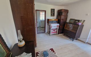Căsuță autentică românească între două dealuri–colț de liniște  în Botesti, Arge - Poză 5