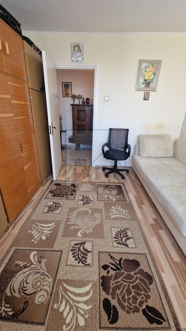 Vanzare 3 camere, Titan -  Aleea Barajul Sadului - Poză 12