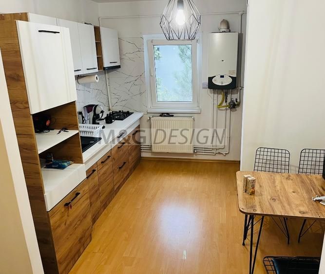 Apartament 2 camere Aradului cu centrala - Poză 3