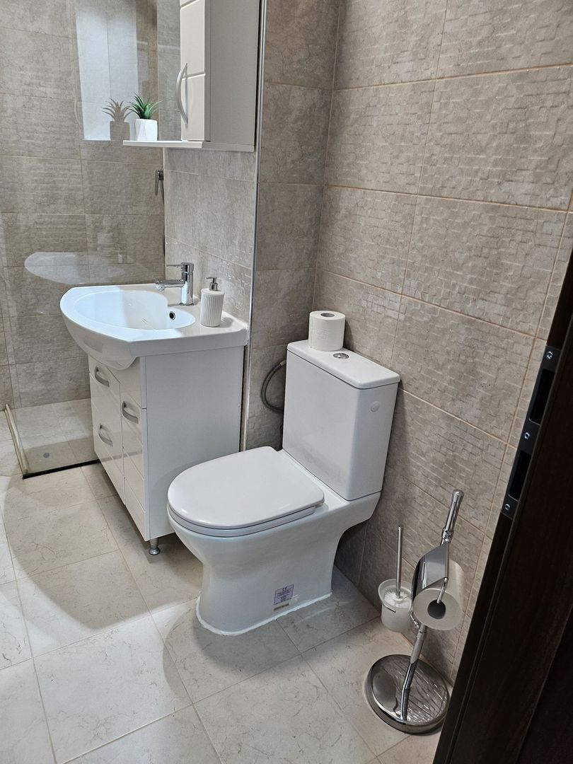 Închiriez apartament regie rezidence politechnica - Poză 5