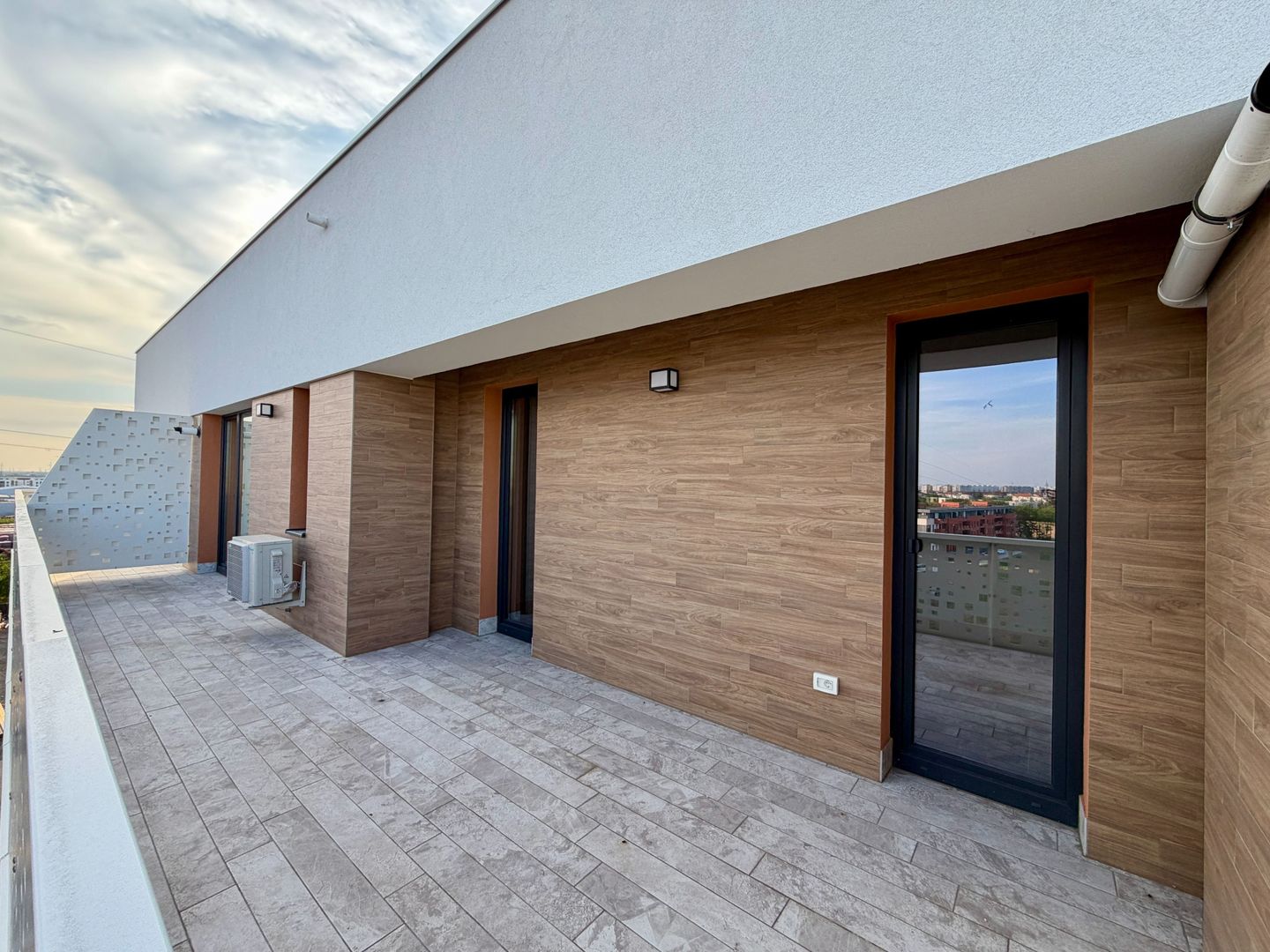 Penthouse Collection | Etaj retras | Cu Piscina Privata | GATA de mutat - Poză 9