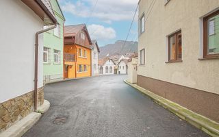 Casa cu 5 studiouri independente, terasa rooftop, vedere montana - Poză 6