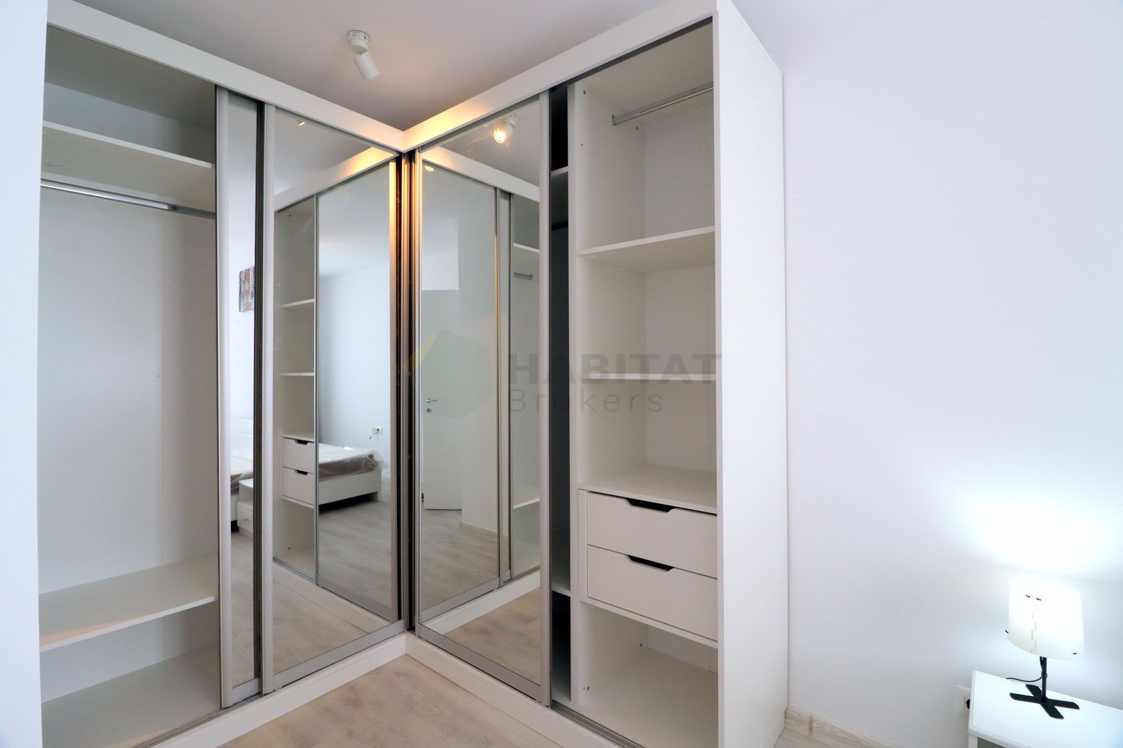 Hils Pallady, la trei minute de metrou, loc de parcare inclus. - Poză 9