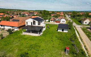 Casă la roșu din BCA de vânzare în Județul Arad - Poză 17