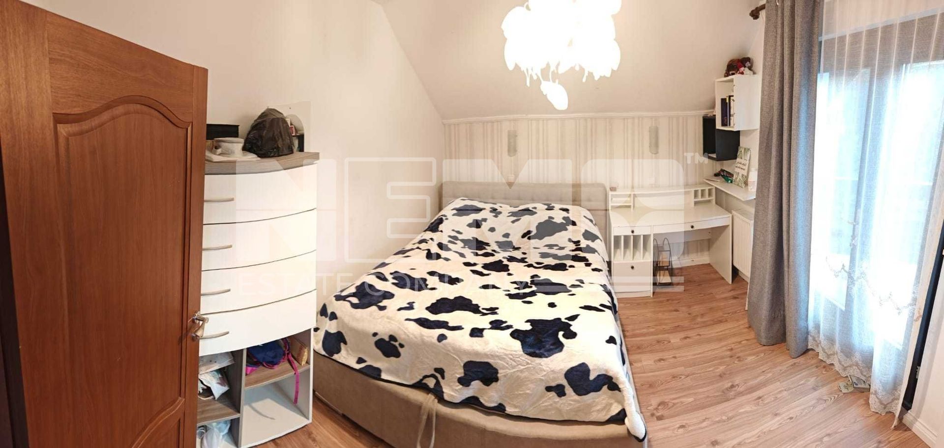 Casă de Vânzare 5 A Teren I Suceava I Centru I  355 000 Euro - Poză 5