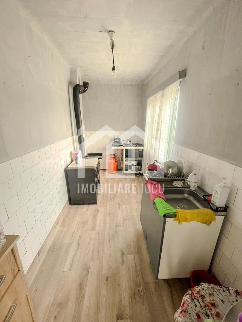 Casa demolabila/renovabila cu proiect in Jucu de Sus - Poză 21