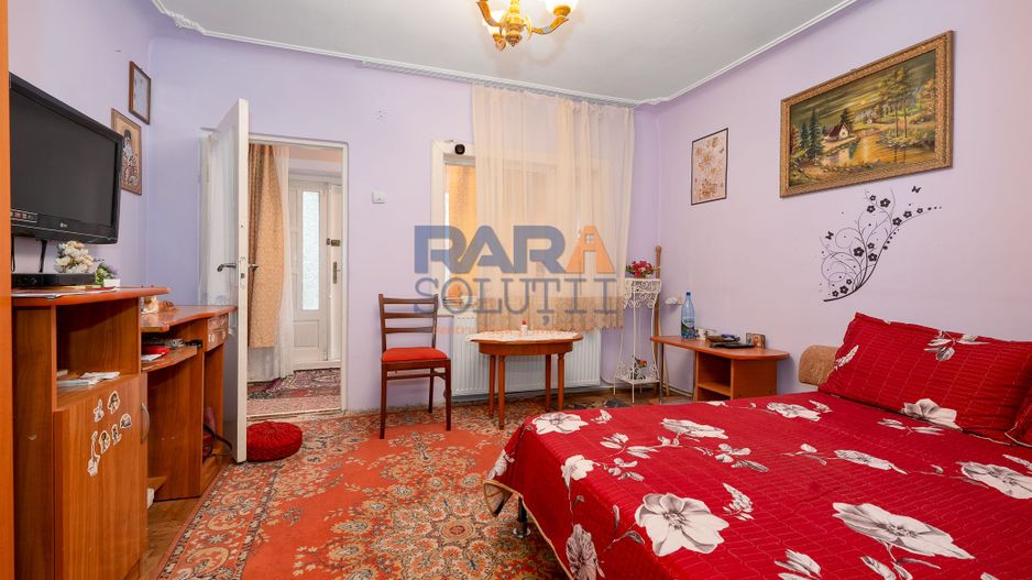 Casă în Roman, din cărămidă - Poză 8