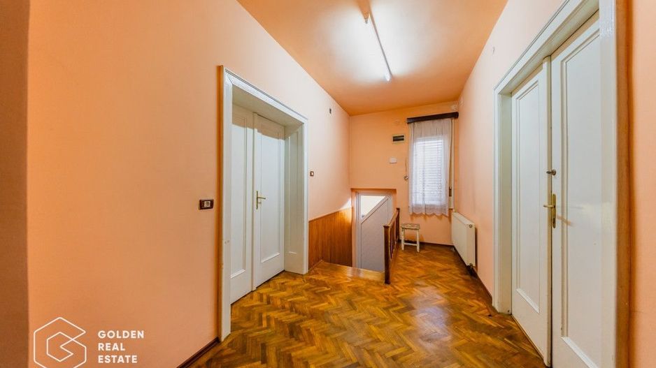 Rezervata Casa zona centrala Biserica Sarbeasca, comision 0% - Poză 3