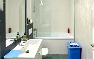 Apartament cu 2 camere, mobilat, utilat, garaj, zona Beta Residence - Poză 4