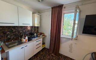 2 garsoniere unite functional | Etaj 1 | Centrala proprie | Viilor - Poză 1