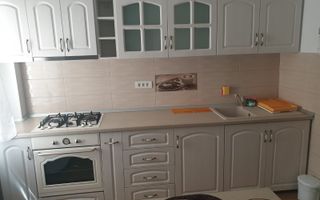 4 camere decomandate in zona Mall Vitan - Poză 2