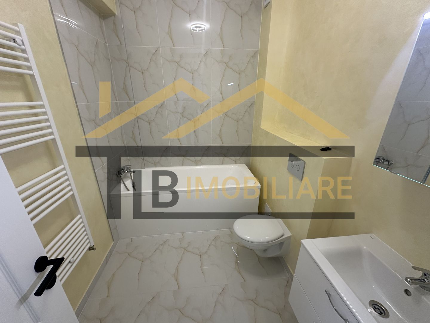 Apartament de 4 camere, 100mp, parcare, Zona Centrala - Poză 10