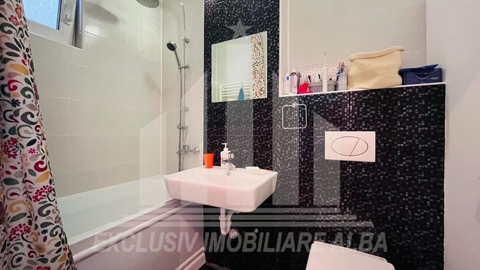 Apartament cu 3 camere, etaj 1, Cetate - Poză 9