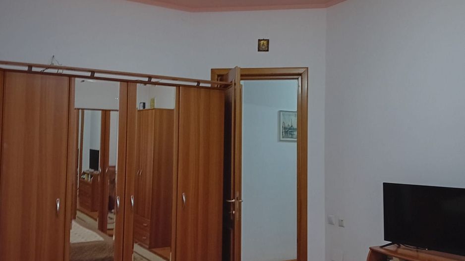 Vanzare apartament 3 camere zona Sebastian sector 5 - Poză 4