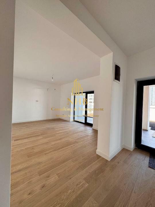 Vila de vanzare 8 camere , Zona Herestrau - Poză 14