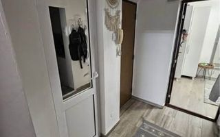 Apartament cu 3 camere/ 60mp/ zona Mircea cel Batran - Poză 3