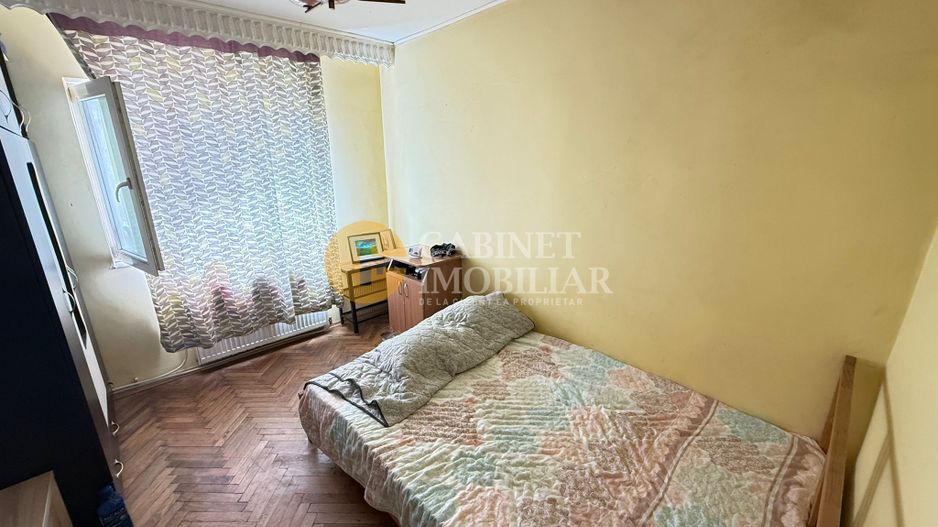 4 Camere Decomandat  - Etaj 1 - Zona Galata/ Biserica Galbena - Poză 2