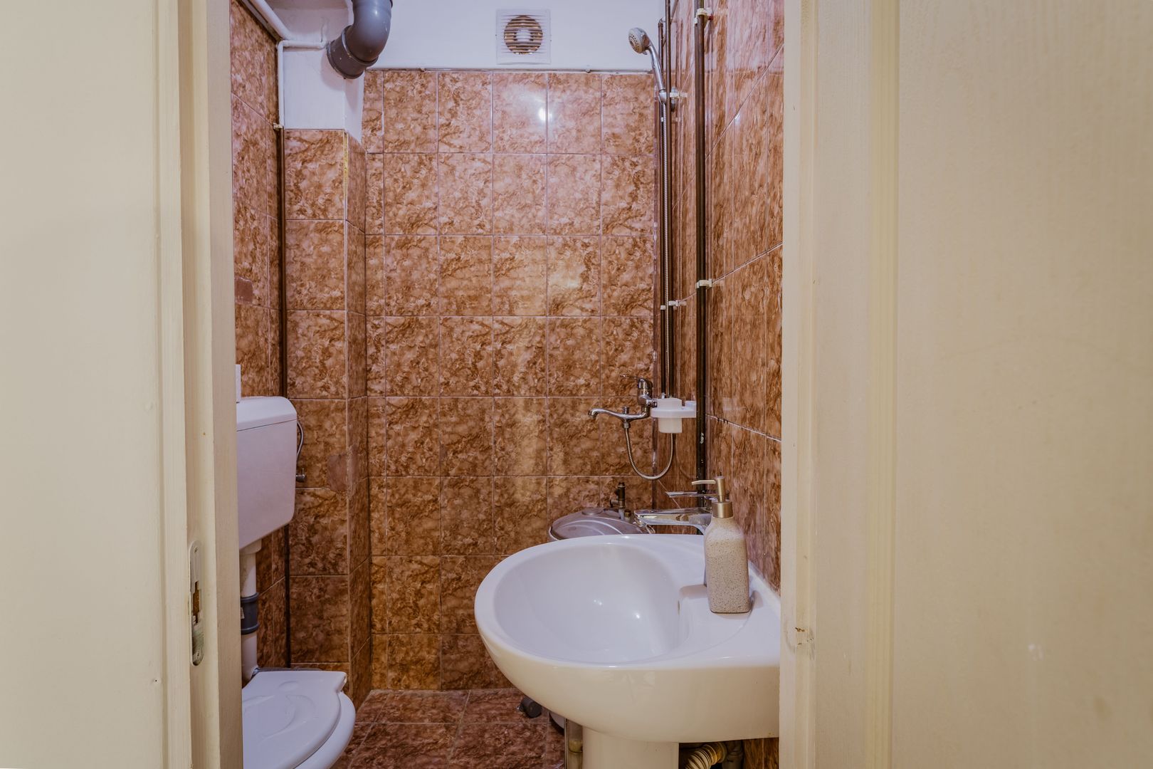 Spațiu comercial pe strada Mețianu - Poză 13