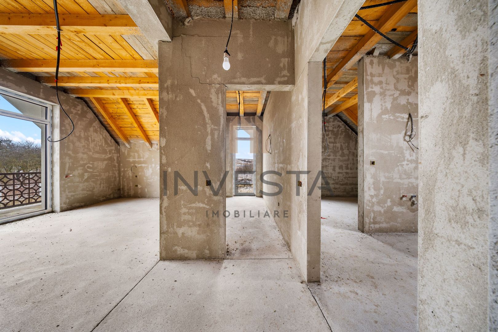 Casa individuala 256 mp utili, teren 2000 mp, Aiton, garaj dublu - Poză 17