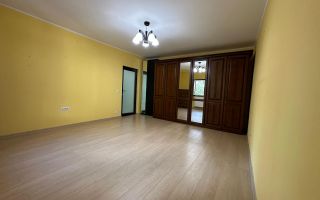 De vanzare Apartament 3 camere 13 Septembrie - Poză 2