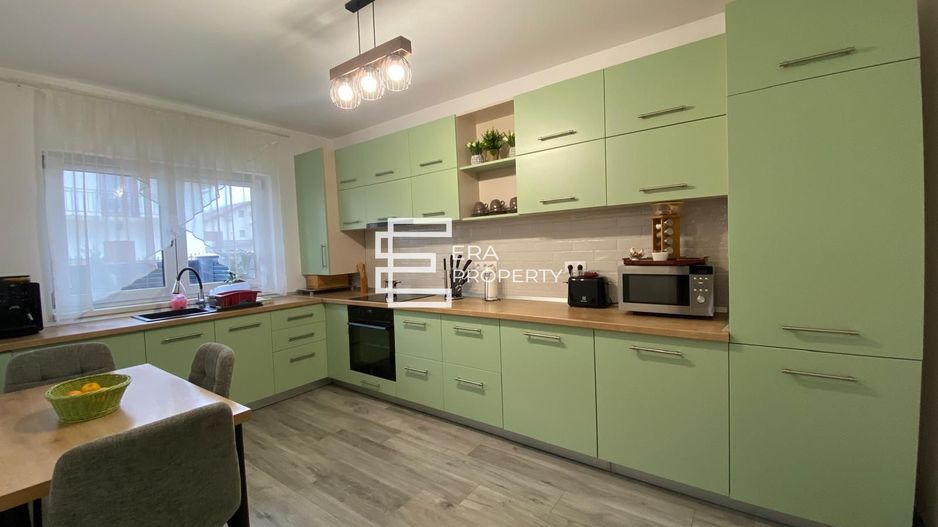 Casa tip duplex , pivnita, carport in Selimbar zona Brana - Poză 3