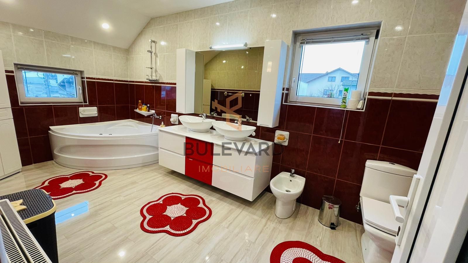 Comision 0! Casa individuala cu piscina si teren de 1000 mp! - Poză 8