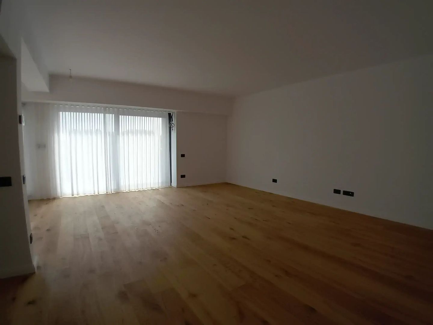 Apartament spatios 3 camere tip duplex I Zona Baneasa - Aerogarii - Poză 7