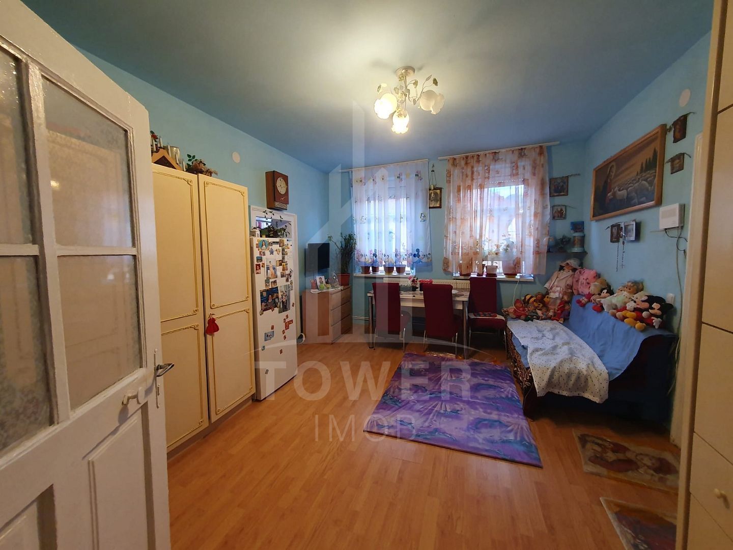 Casă de vânzare în Sibiu -individuală-curte comună- teren de 239 mp - Poză 5