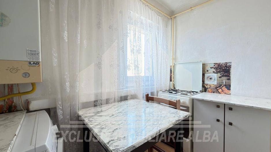 Garsoniera decomandata | De inchiriat | 33 mp | Cetate - M-uri - Poză 4