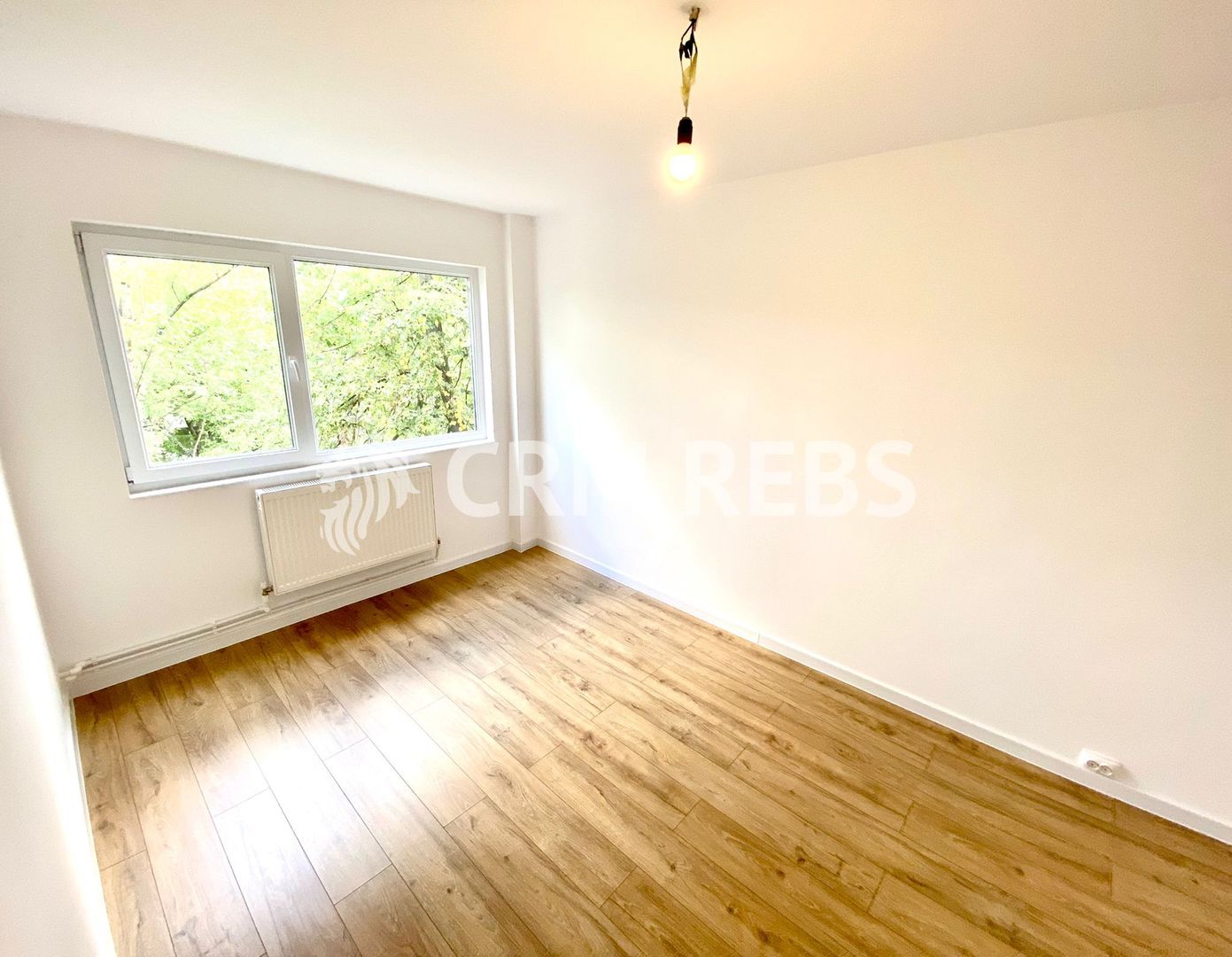 2 Camere Podu Ros - Poză 1