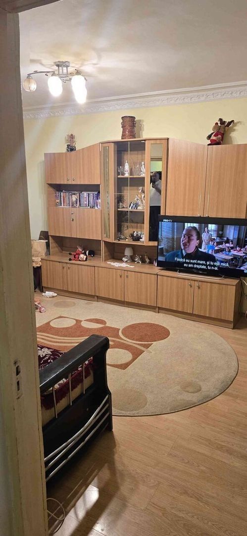 DE VANZARE APARTAMENT 3 CAMERE | 2 BAI | 2 BALCOANE | METROU PACII - Poză 1