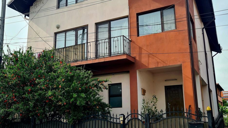 Vila 10 camere / Zona 0 a orasului - Poză 1