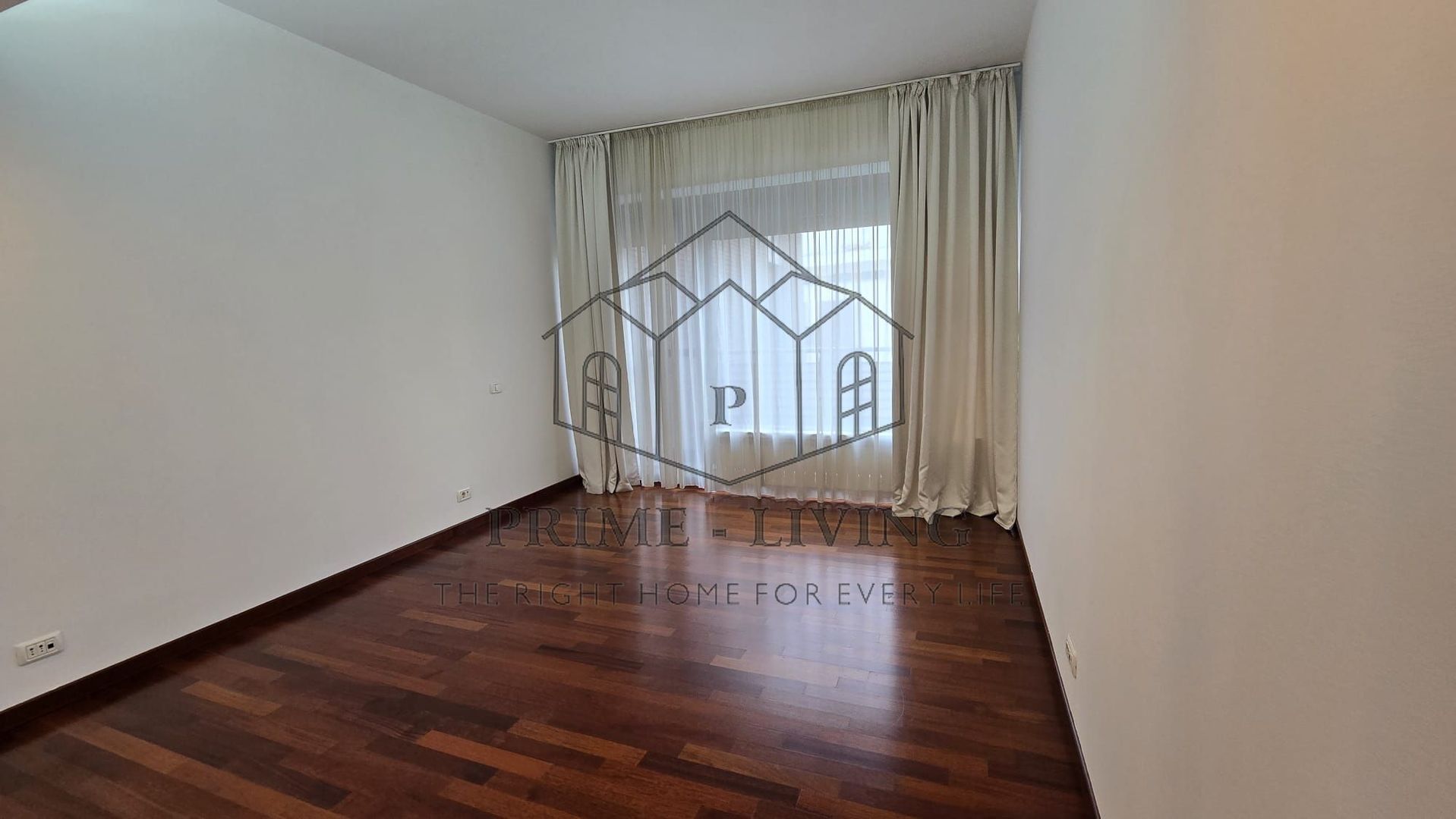 APARTAMENT SUPERB CU 2 DORMITOARE LA INCHIRIERE LANGA PARC HERASTRAU - Poză 4
