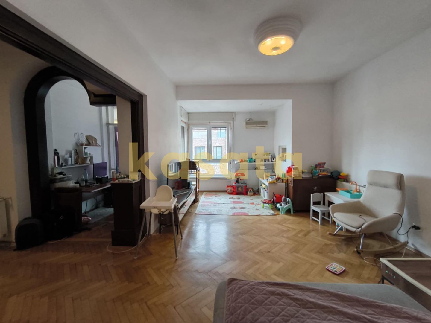 Apartament spațios de 3 camere în Sector 2 – confort și acces rapid! - Poză 4