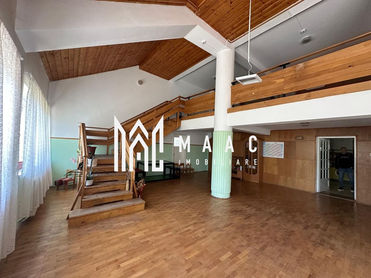 CASA DE INCHIRIAT I CISNADIE I SPATIU EDUCATIONAL - Poză 28